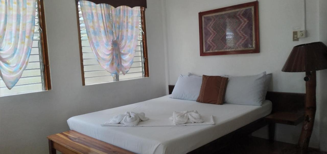 Summer Homes Beach Resort And Cottages Palawan Barton Exteriör bild