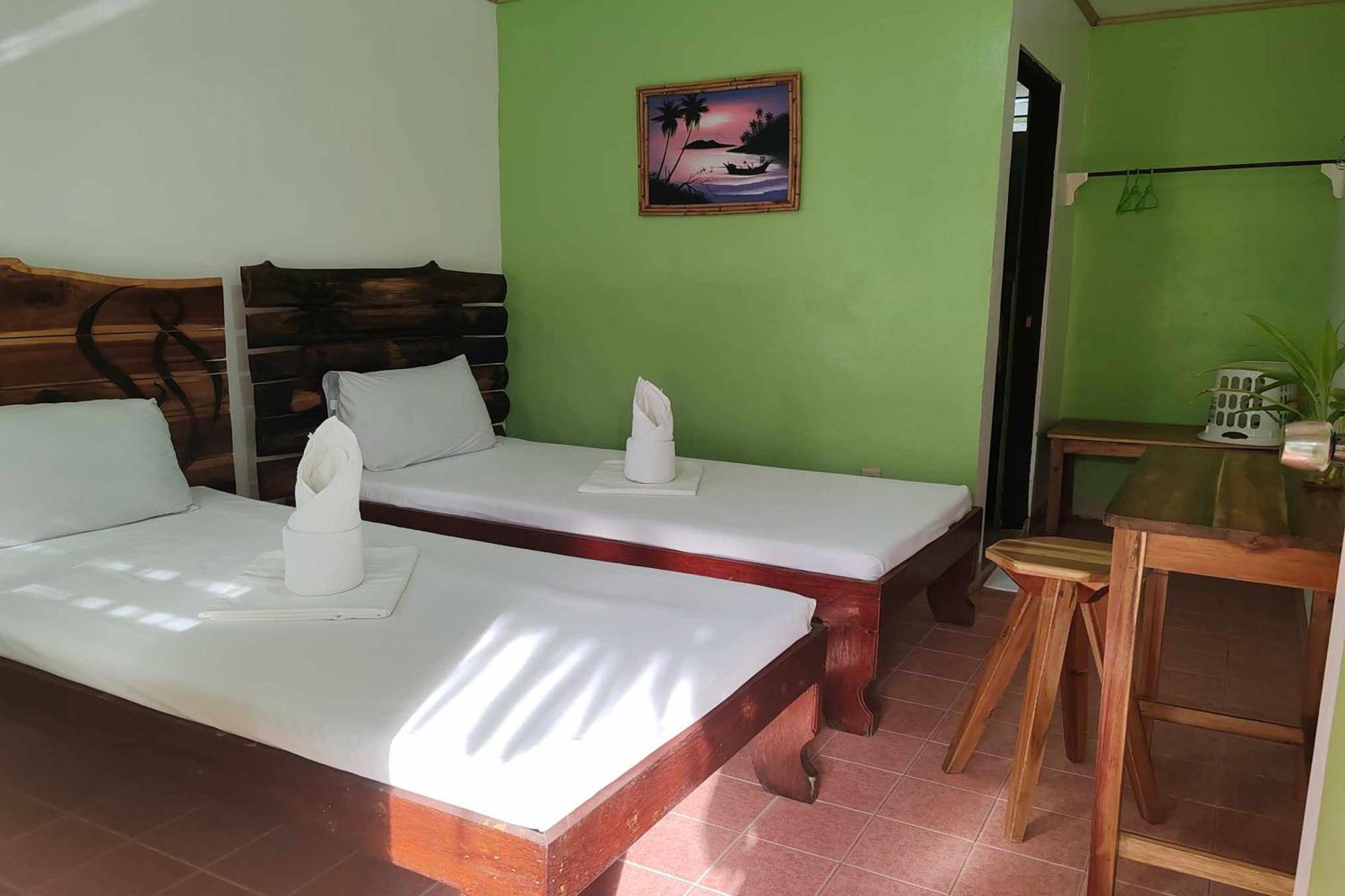 Summer Homes Beach Resort And Cottages Palawan Barton Exteriör bild