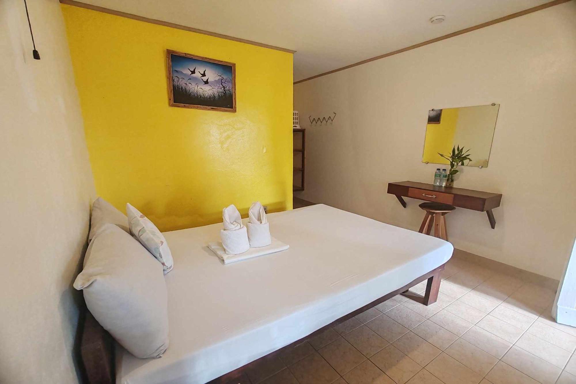 Summer Homes Beach Resort And Cottages Palawan Barton Exteriör bild