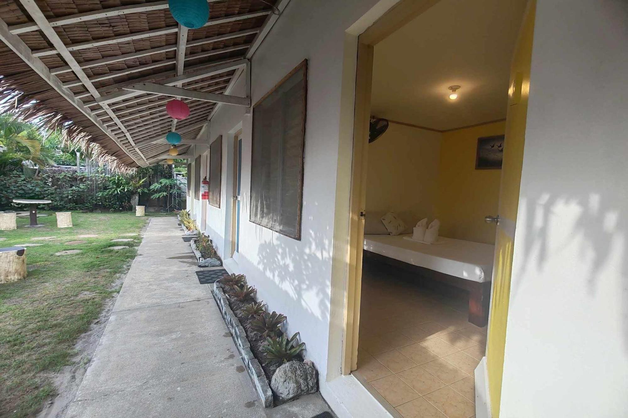 Summer Homes Beach Resort And Cottages Palawan Barton Exteriör bild